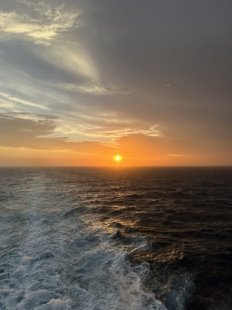 Sunset sailing from Durban to Mozambique © Suwilanji Namusamba